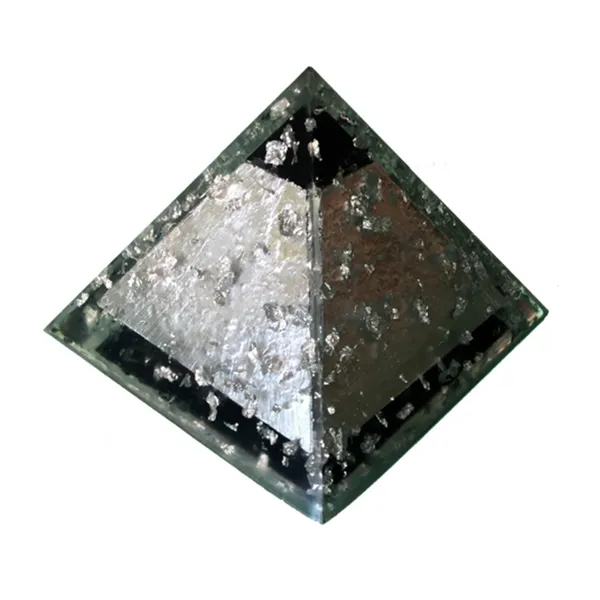 Schungit Pyramide mit Silber